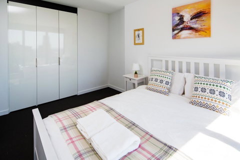 UrbanSuite Melbourne Cozy Apartment å°”æœ¬ åŸŽå¸‚ç²¾é€‰é…’åº—ä½å®¿ - Tourism Townsville 20