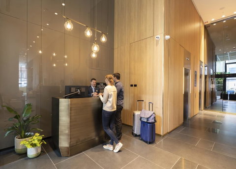Novotel Melbourne Central - Tourism Townsville 17