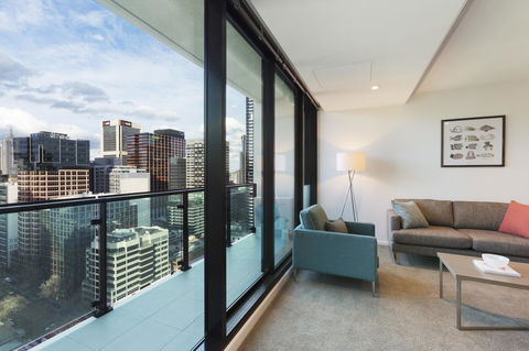 City Tempo - Lonsdale St - Tourism Townsville 14