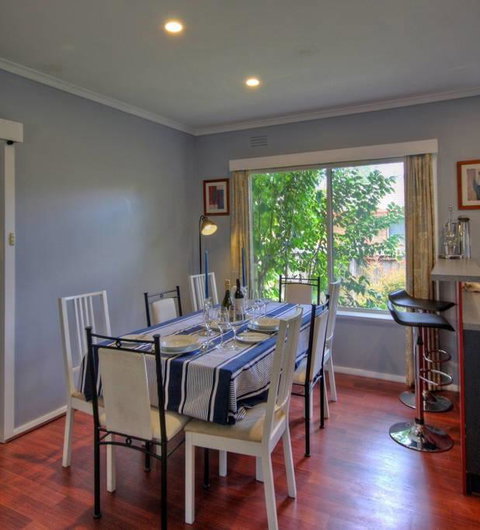 Jacaranda House - Tourism Townsville 3