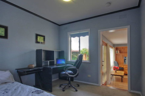 Jacaranda House - Tourism Townsville 7