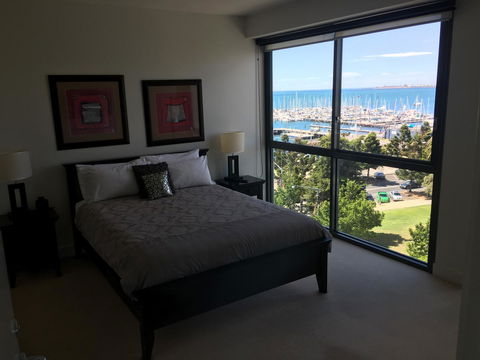 Geelong Waterfront Penthouse Apartment - Tourism Townsville 7
