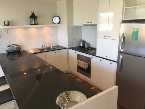 Geelong Waterfront Penthouse Apartment - Tourism Townsville 8