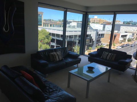 Geelong Waterfront Penthouse Apartment - Tourism Townsville 9