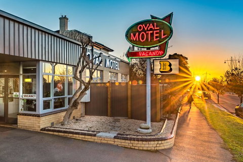 Bendigo Oval Motel - Tourism Townsville 0
