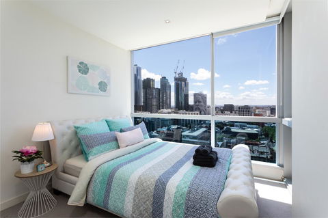 La Maison - Great View, Free Parking, Pool, Gym, Perfectly Located 2BR Apartment - Tourism Townsville 1