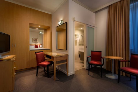 BEST WESTERN PLUS Travel Inn - Tourism Townsville 38