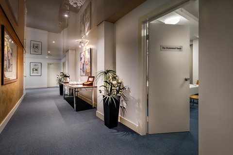 BEST WESTERN PLUS Travel Inn - Tourism Townsville 6