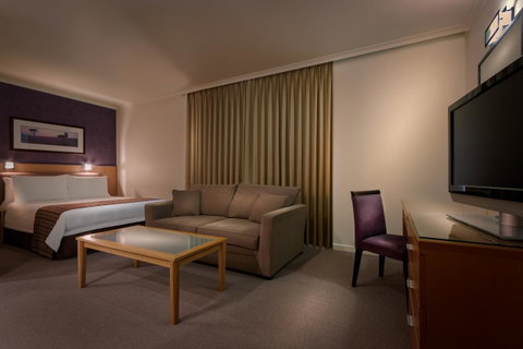BEST WESTERN PLUS Travel Inn - Tourism Townsville 32