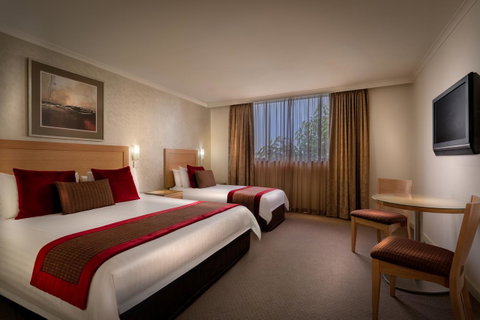 BEST WESTERN PLUS Travel Inn - Tourism Townsville 30