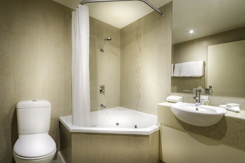BEST WESTERN PLUS Travel Inn - Tourism Townsville 44