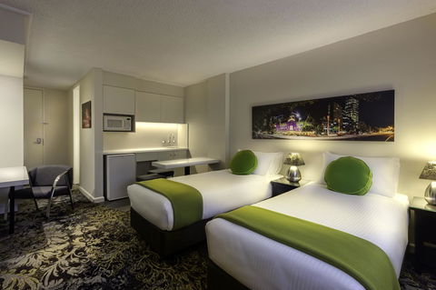 City Limits Hotel Apartments - Tourism Townsville 4