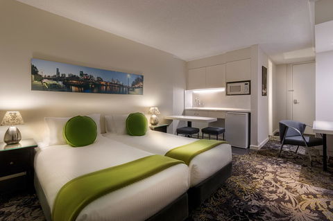 City Limits Hotel Apartments - Tourism Townsville 2
