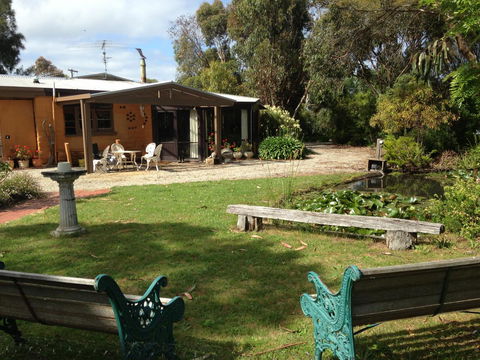 Mud Hollow Barn - Tourism Townsville 14
