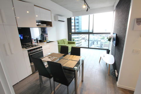 Carlson View Serviced Apartments - Tourism Townsville 9