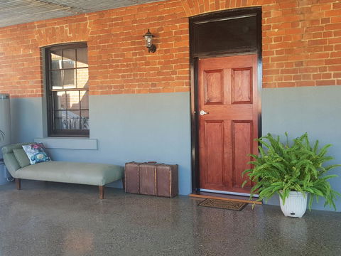 Sublime Spa Apartments - Tourism Townsville 0
