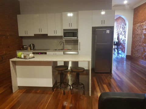 Sublime Spa Apartments - Tourism Townsville 11