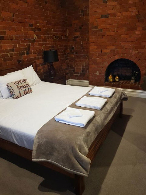 Sublime Spa Apartments - Tourism Townsville 1