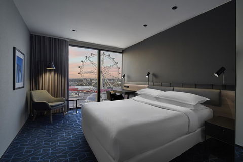 Vibe Hotel Melbourne Docklands - Tourism Townsville 6