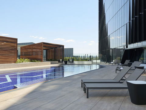 Vibe Hotel Melbourne Docklands - Tourism Townsville 9