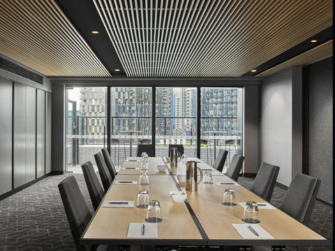 Vibe Hotel Melbourne Docklands - Tourism Townsville 31