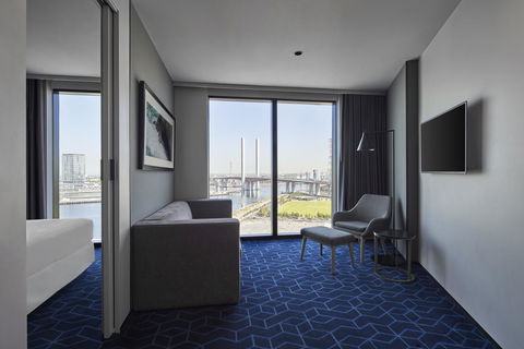 Vibe Hotel Melbourne Docklands - Tourism Townsville 2
