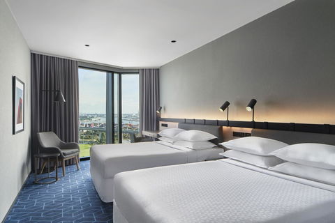 Vibe Hotel Melbourne Docklands - Tourism Townsville 4