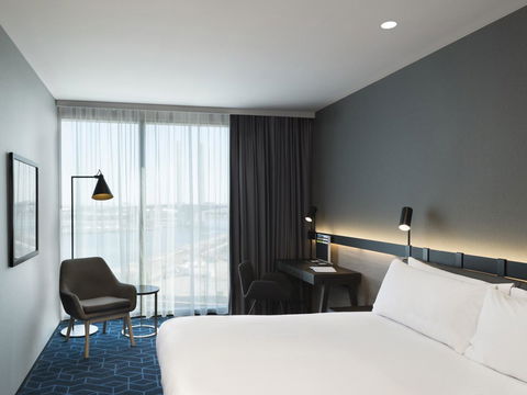 Vibe Hotel Melbourne Docklands - Tourism Townsville 25