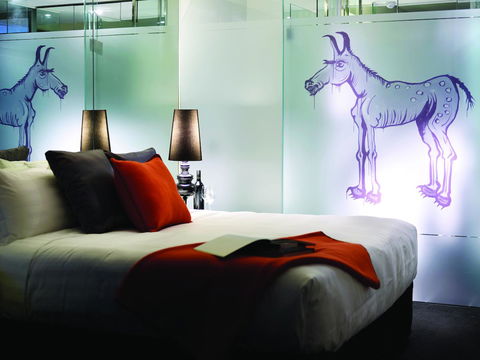 The Cullen Melbourne - Art Series - Tourism Townsville 31