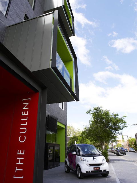 The Cullen Melbourne - Art Series - Tourism Townsville 0