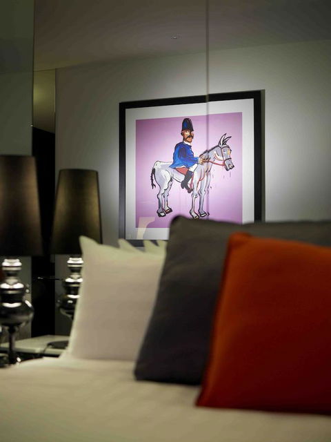 The Cullen Melbourne - Art Series - Tourism Townsville 10