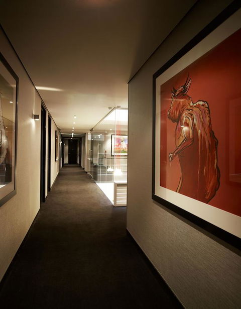 The Cullen Melbourne - Art Series - Tourism Townsville 33