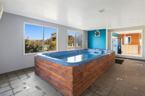 Rural 5 Star Villa\'s With Resort Amenities - Tourism Townsville 19