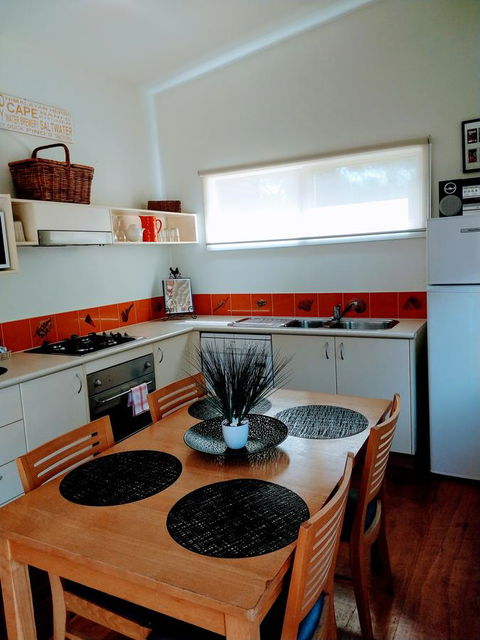 Rural 5 Star Villa\'s With Resort Amenities - Tourism Townsville 43