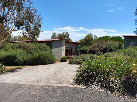 Rural 5 Star Villa\'s With Resort Amenities - Tourism Townsville 23