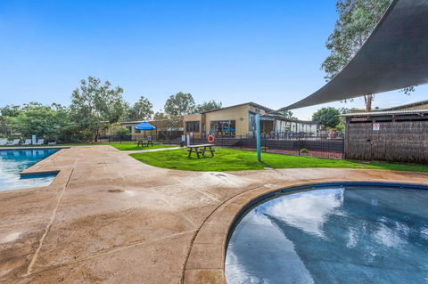 Rural 5 Star Villa\'s With Resort Amenities - Tourism Townsville 16