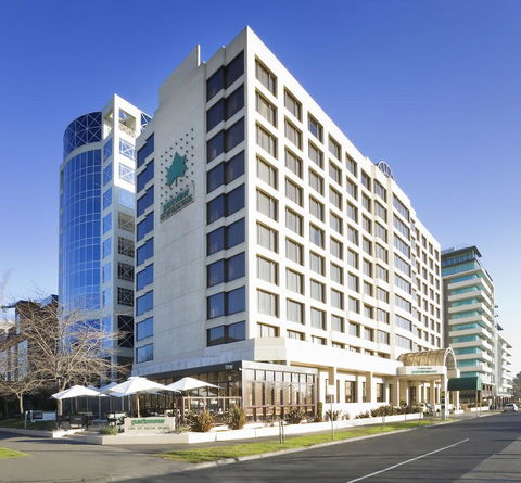 View Melbourne - Tourism Townsville 0