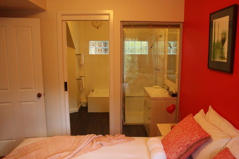 Merrimeet Cottages - Tourism Townsville 18