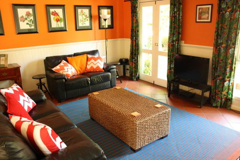Merrimeet Cottages - Tourism Townsville 13