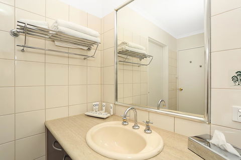 Quality Inn & Suites The Menzies - Tourism Townsville 32