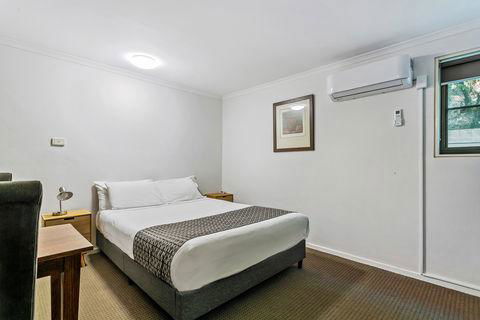 Quality Inn & Suites The Menzies - Tourism Townsville 3