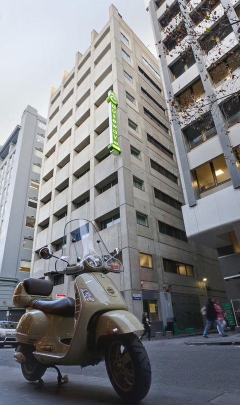 Causeway 353 Hotel - Tourism Townsville 3