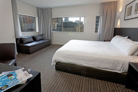 Causeway 353 Hotel - Tourism Townsville 34