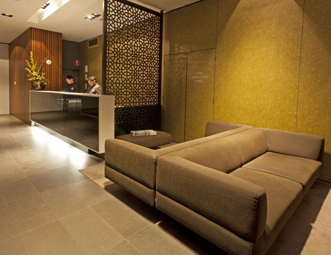 Causeway 353 Hotel - Tourism Townsville 13