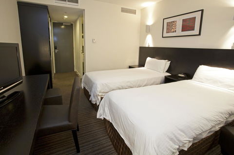 Causeway 353 Hotel - Tourism Townsville 26