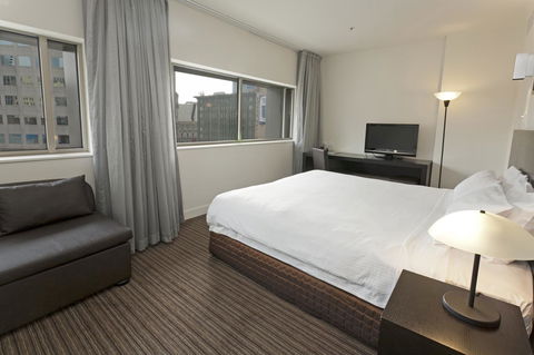 Causeway 353 Hotel - Tourism Townsville 22