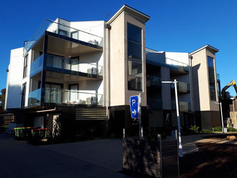 Apartments In Phillip Island Towers - Block C - Tourism Townsville 29