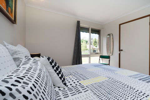 Uptown Frankston - Tourism Townsville 5