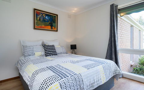 Uptown Frankston - Tourism Townsville 4