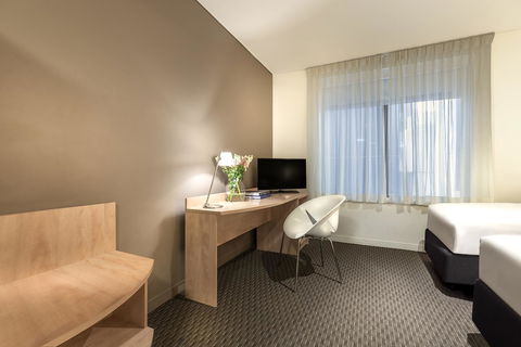 Ibis Melbourne Hotel And Apartments - Tourism Townsville 9